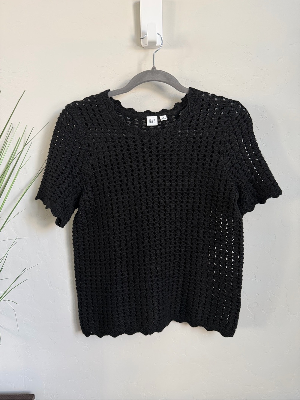 GAP Black Crochet Knit Short Sleeve Sweater Beachy Open Knit Top